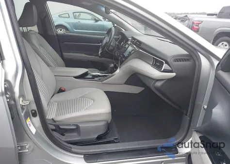 2019 Toyota Camry Se z USA, uszkodzony, nr VIN 4T1B11HK5KU180763